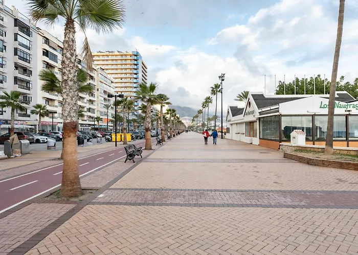 شقة Malagasuite Terrace & Parking فوينخيرولا